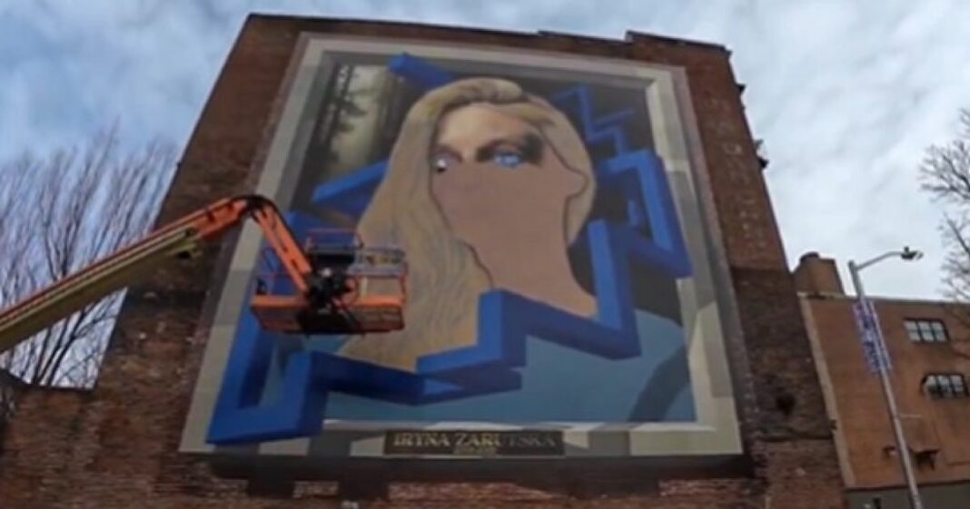 Retiran en Providence un mural dedicado a la inmigrante legal ucraniana Iryna Zarutska tras meses de campaña Retiran en Providence un mural dedicado a la inmigrante legal ucraniana Iryna Zarutska tras meses de campaña
