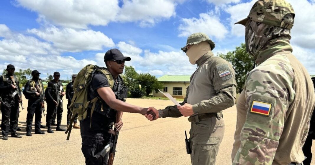 Rusia pierde Kidal en Malí ante rebeldes tuareg Rusia pierde Kidal en Malí ante rebeldes tuareg