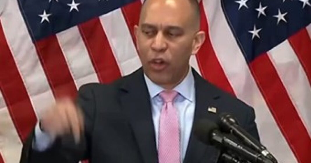 La Casa Blanca acusa a demócratas y medios de impulsar violencia política contra Trump La Casa Blanca acusa a demócratas y medios de impulsar violencia política contra Trump