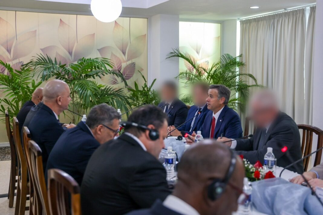 El director de la CIA se reúne en La Habana con representantes de la dictadura cubana El director de la CIA se reúne en La Habana con representantes de la dictadura cubana
