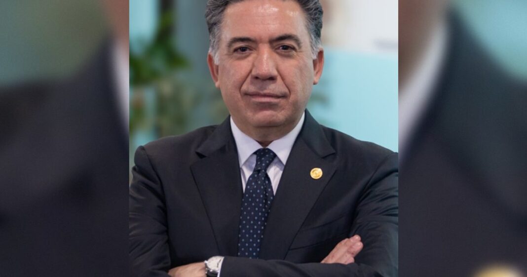 Detenido en San Diego el senador mexicano Enrique Inzunza Cazárez por supuestos vínculos con Los Chapitos Detenido en San Diego el senador mexicano Enrique Inzunza Cazárez por supuestos vínculos con Los Chapitos