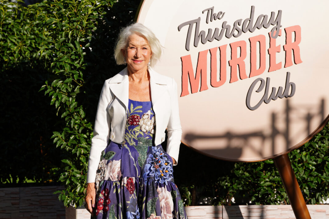 Helen Mirren es agredida verbalmente en Londres por un activista pro Hamás Helen Mirren es agredida verbalmente en Londres por un activista pro Hamás