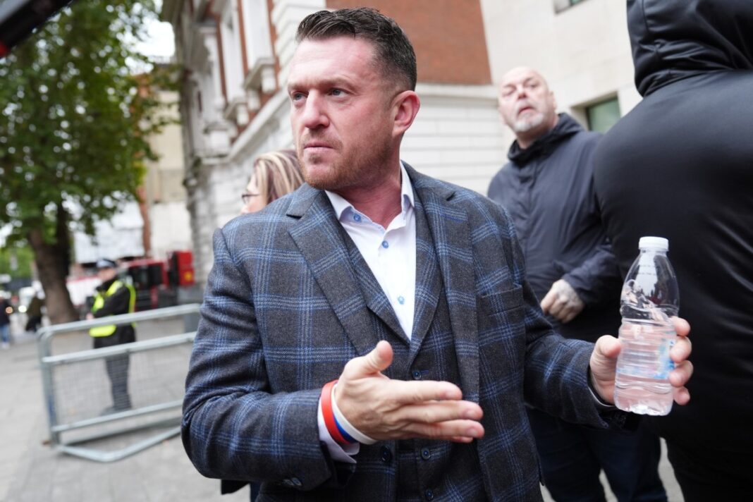 Tommy Robinson sobre las protestas en Belfast: «Todo el país está unido contra la pandilla traidora de Westminster» Tommy Robinson sobre las protestas en Belfast: «Todo el país está unido contra la pandilla traidora de Westminster»