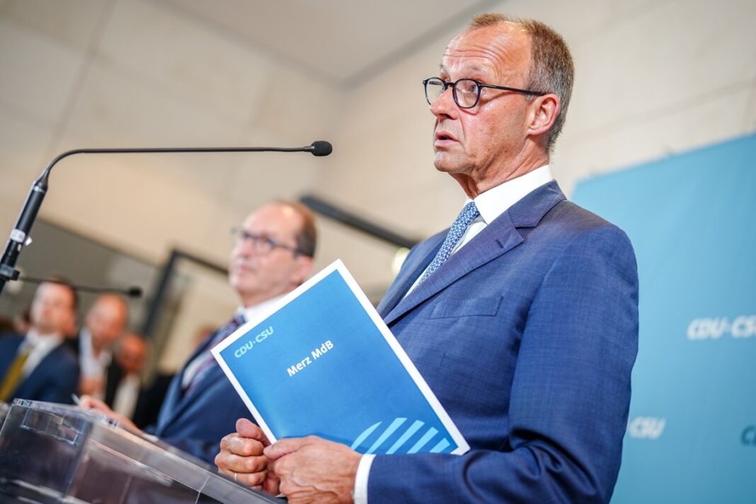 El Bundesbank alerta del parón económico provocado por Merz El Bundesbank alerta del parón económico provocado por Merz