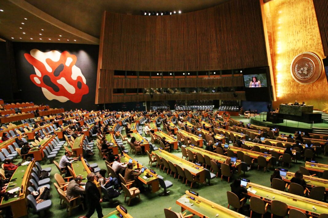Un lobby LGTBI pide en la ONU declarar a los grupos profamilia como «amenaza para la democracia» Un lobby LGTBI pide en la ONU declarar a los grupos profamilia como «amenaza para la democracia»