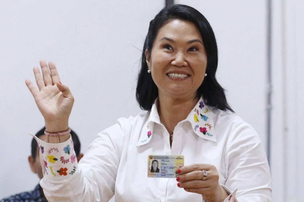 Fujimori amplía su ventaja en el recuento de las presidenciales peruanas Fujimori amplía su ventaja en el recuento de las presidenciales peruanas